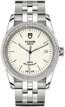 Tudor Glamour Date